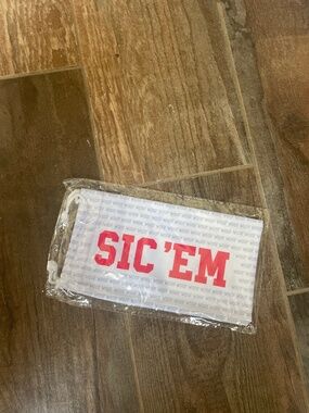 UGA sunglass case.